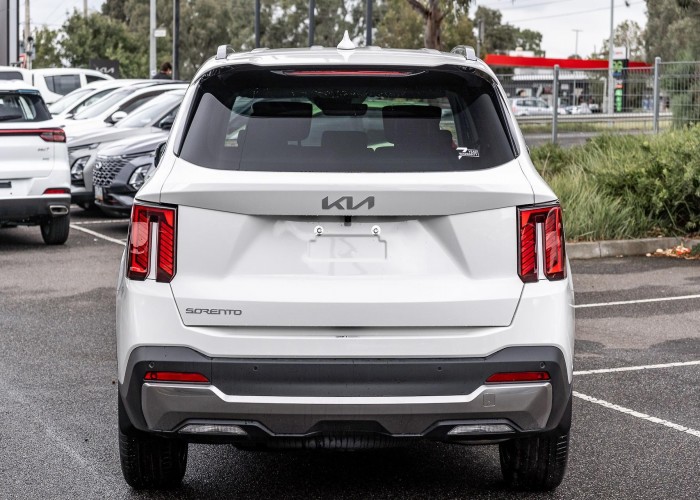 Used 1
                    KIA
                     for Sale Image