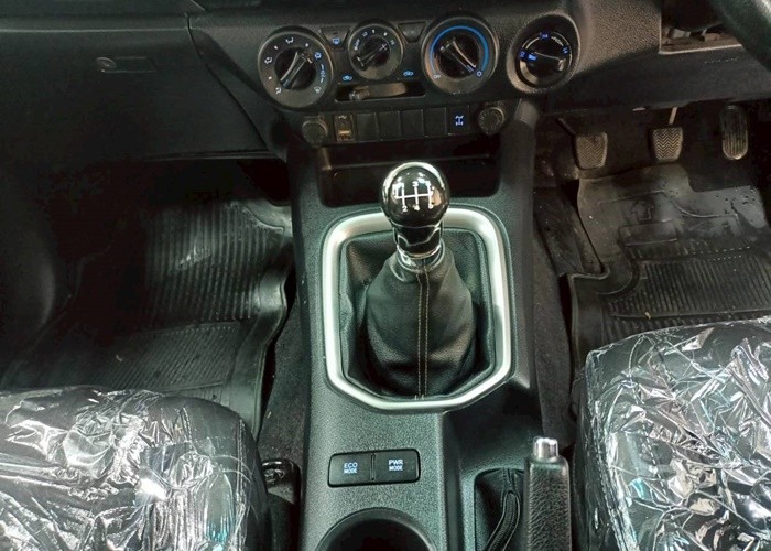 Used 5
                    TOYOTA
                     for Sale Image