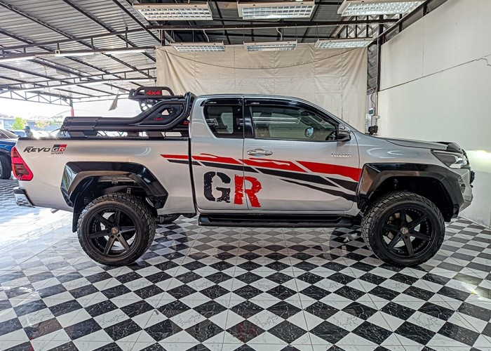 Used 10
                    TOYOTA
                     for Sale Image