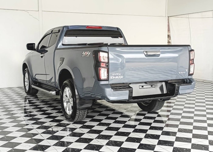 Used 7
                    ISUZU
                     for Sale Image